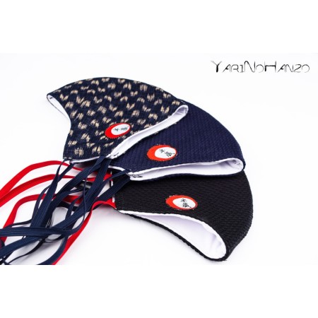 Set con tres mascarillas YariNoHanzo y bolsa de transporte 2