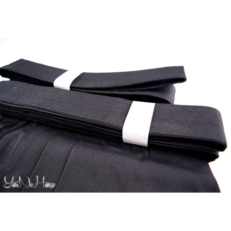 HAKAMA NEGRA