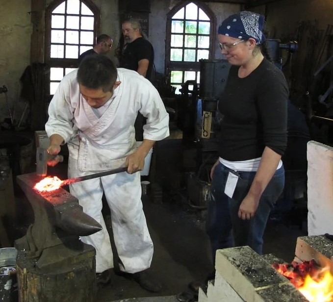 Técnicas de forjado de katanas: el método tradicional