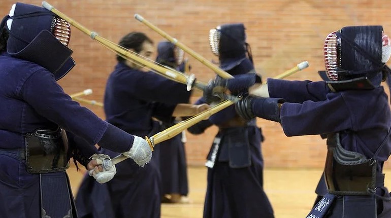El camino de la espada japonesa en el kendo